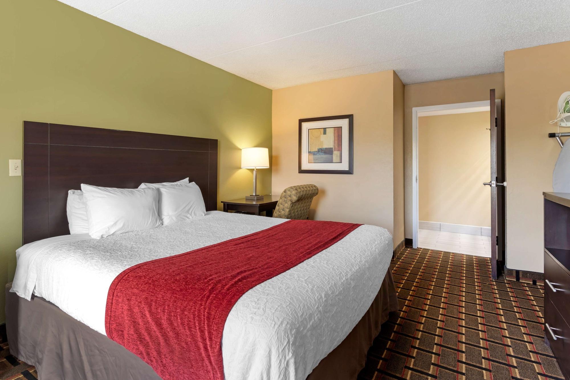 Surestay Hotel By Best Western Lenoir City Esterno foto