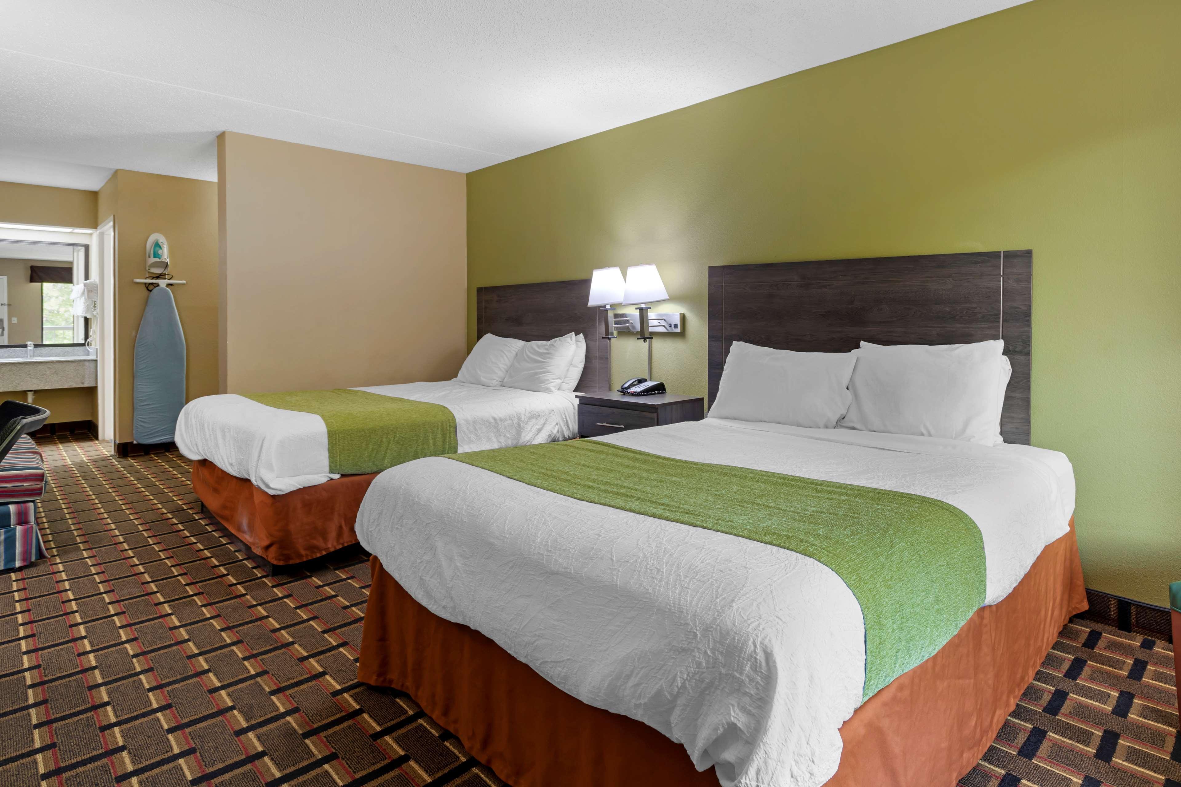 Surestay Hotel By Best Western Lenoir City Esterno foto