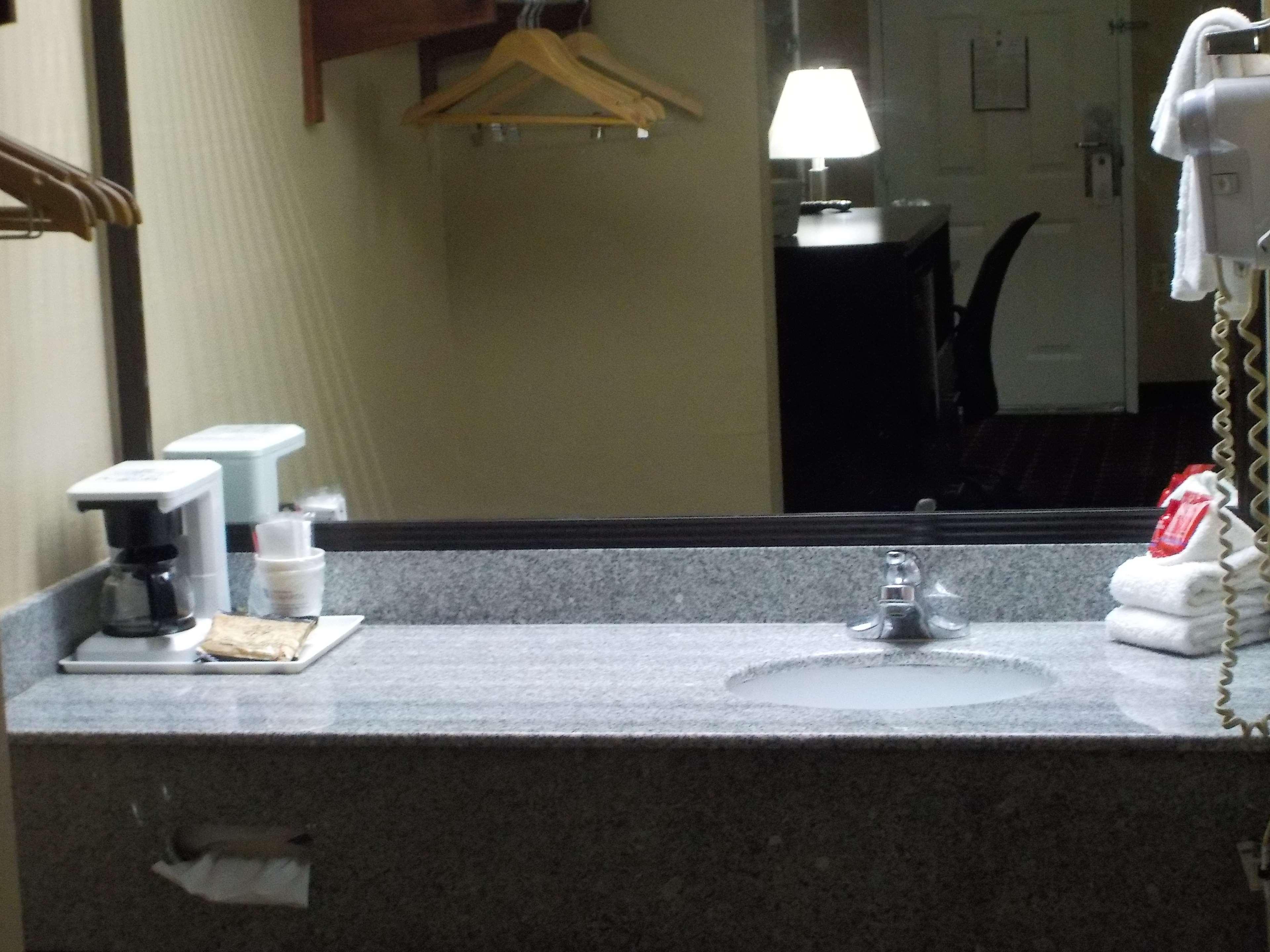 Surestay Hotel By Best Western Lenoir City Esterno foto