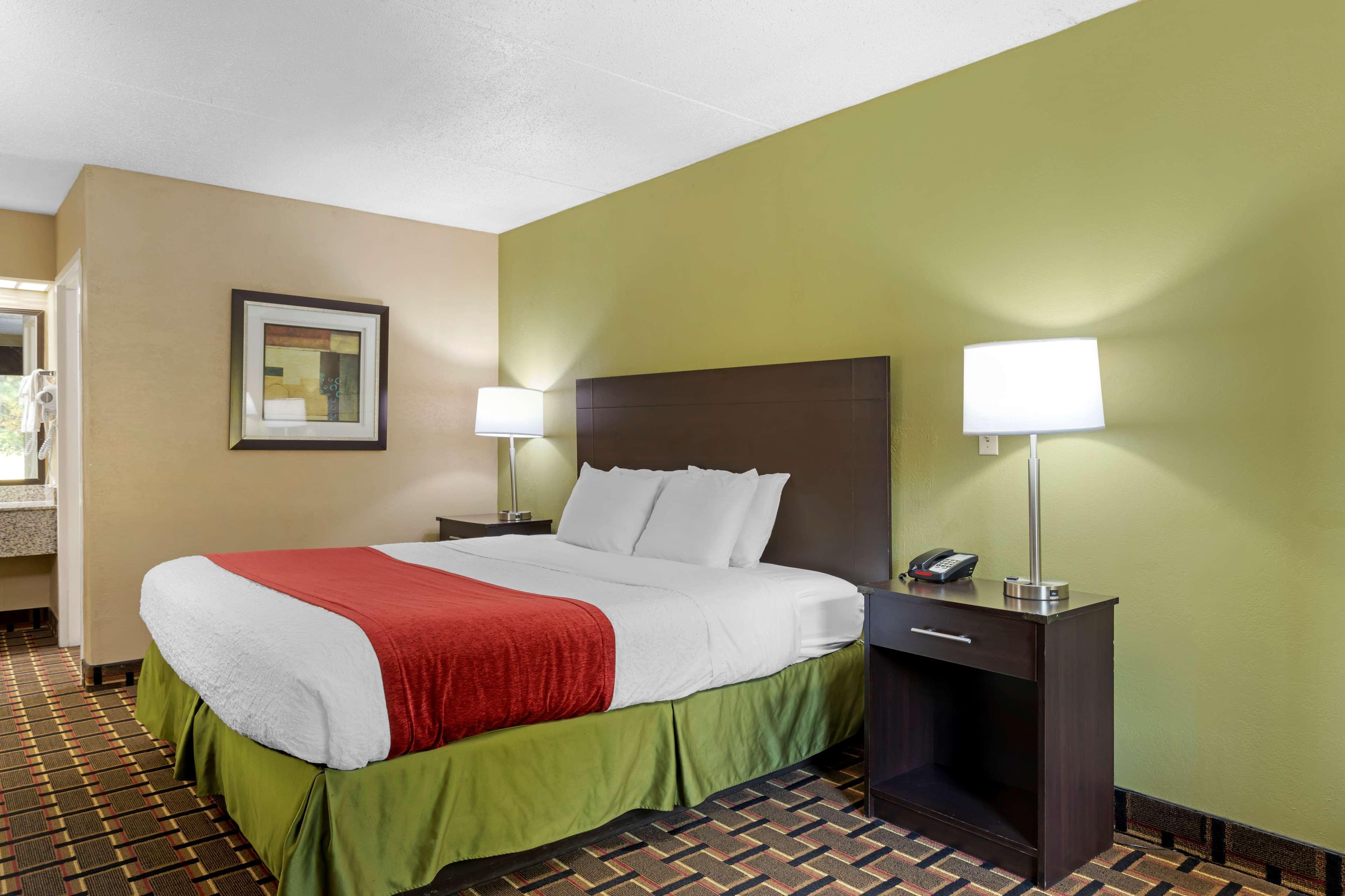 Surestay Hotel By Best Western Lenoir City Esterno foto