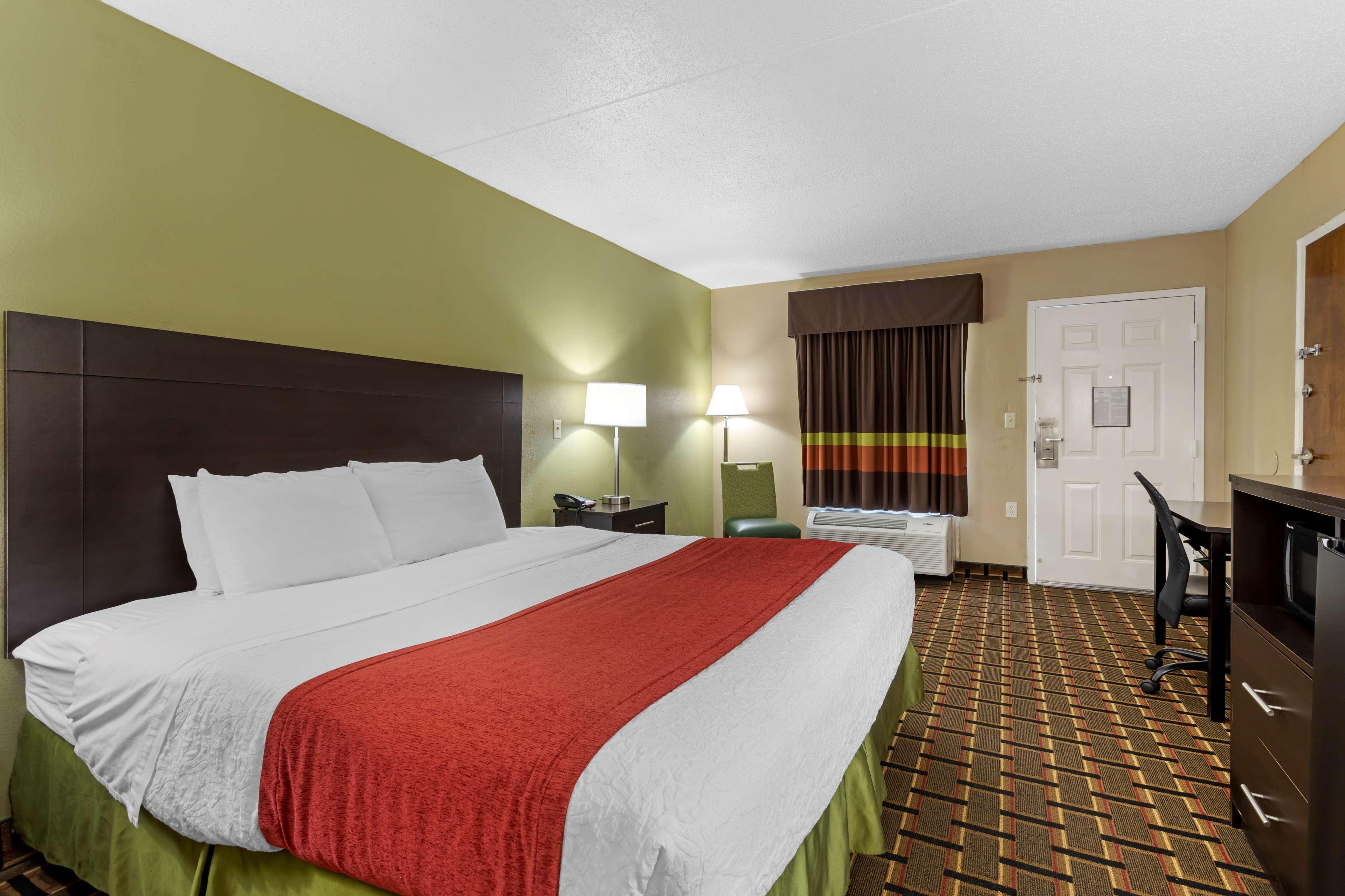 Surestay Hotel By Best Western Lenoir City Esterno foto