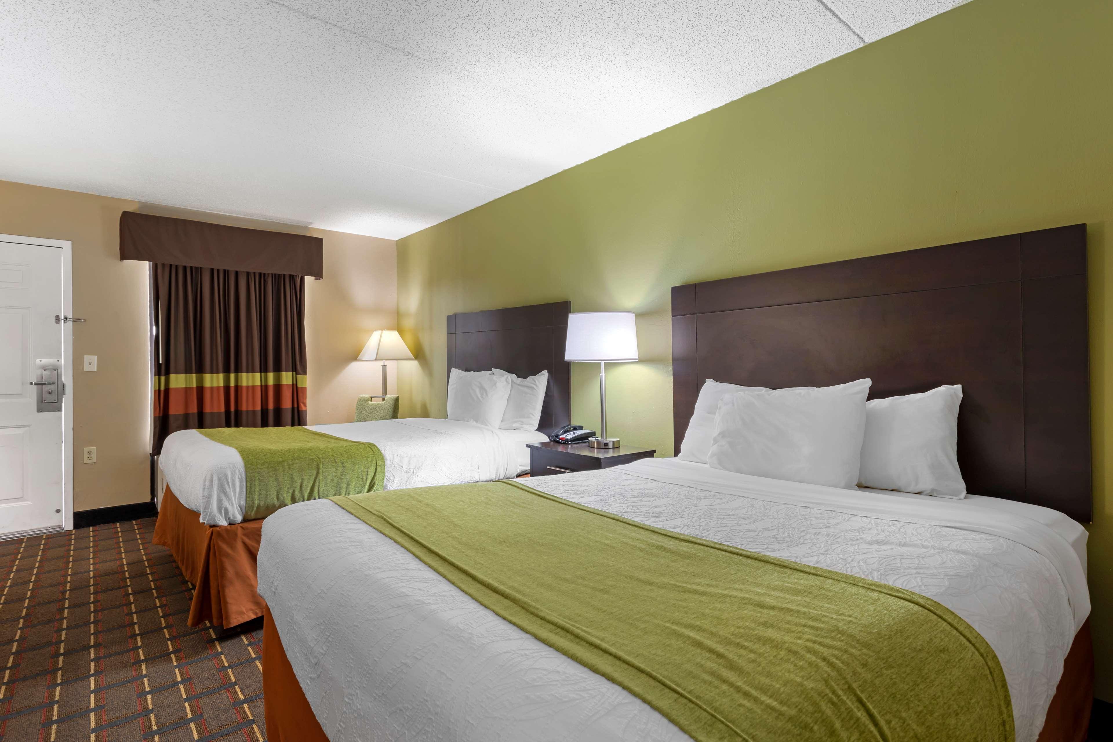 Surestay Hotel By Best Western Lenoir City Esterno foto