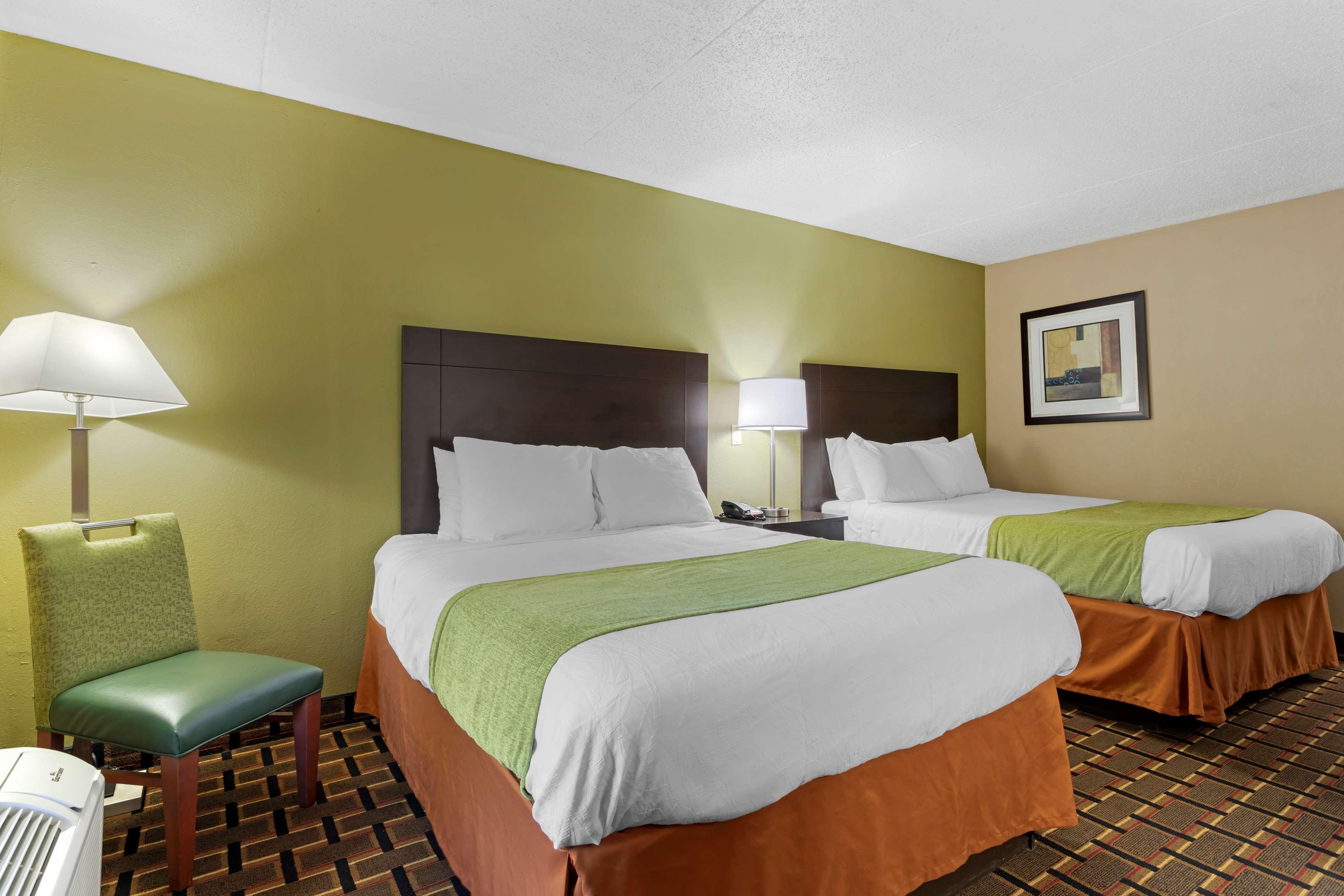 Surestay Hotel By Best Western Lenoir City Esterno foto