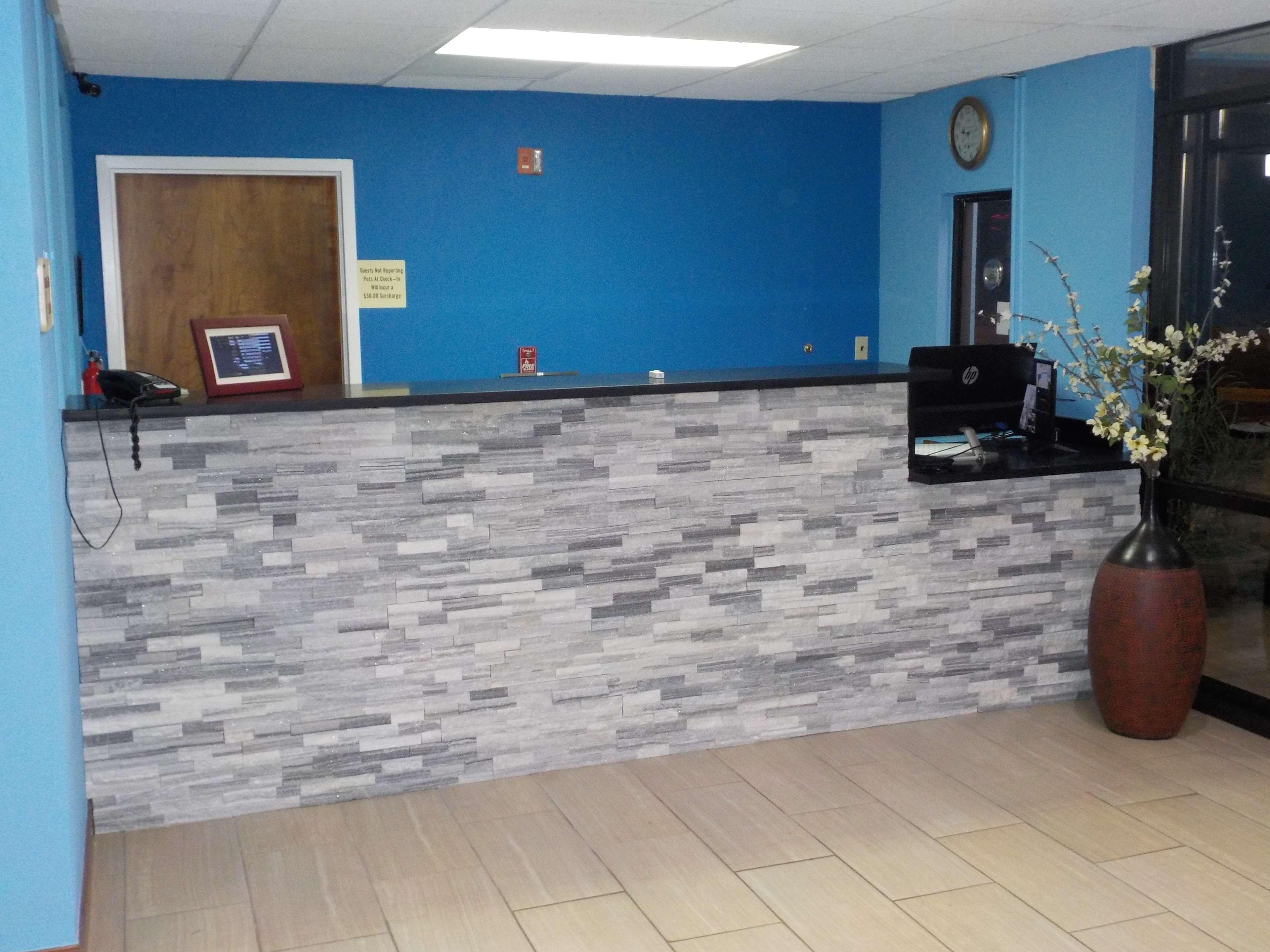 Surestay Hotel By Best Western Lenoir City Esterno foto