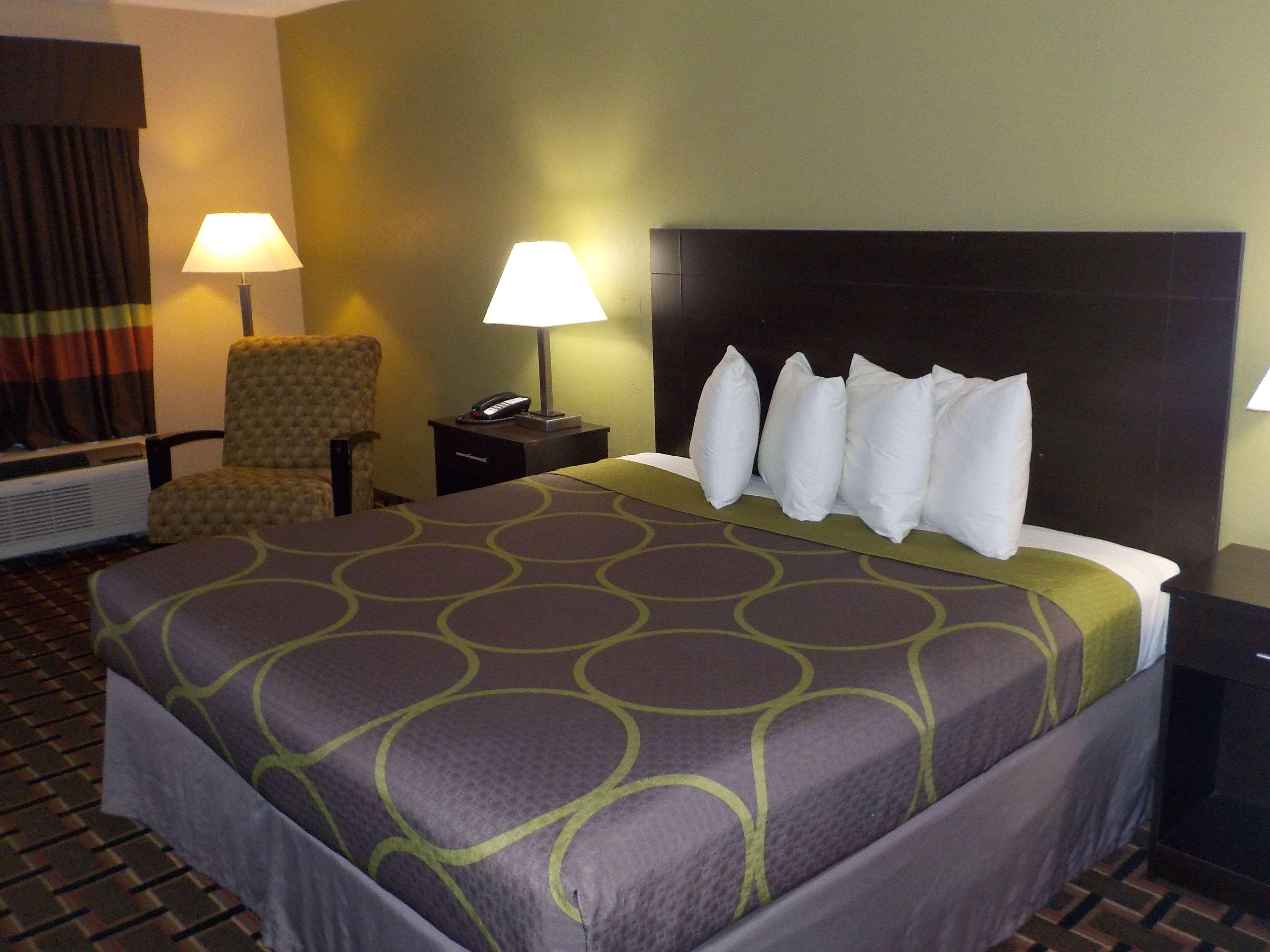Surestay Hotel By Best Western Lenoir City Esterno foto