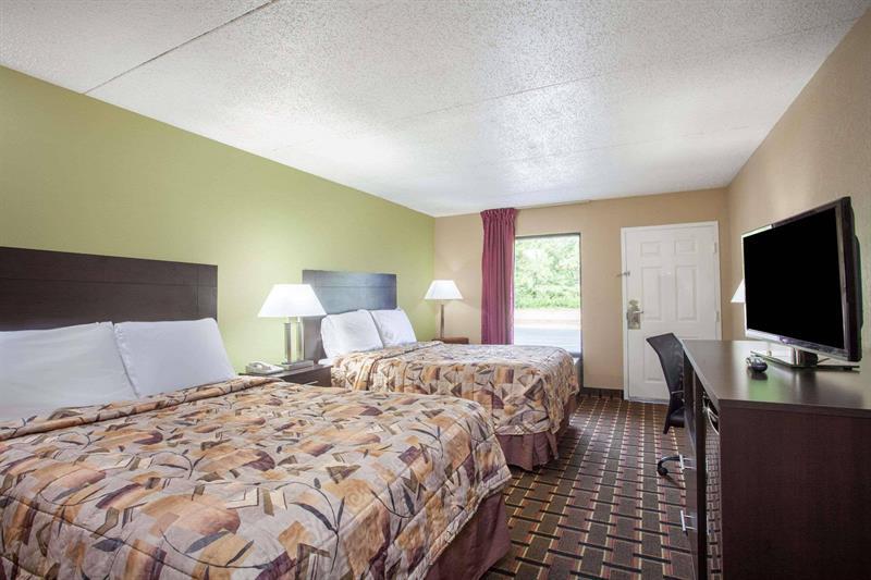 Surestay Hotel By Best Western Lenoir City Esterno foto