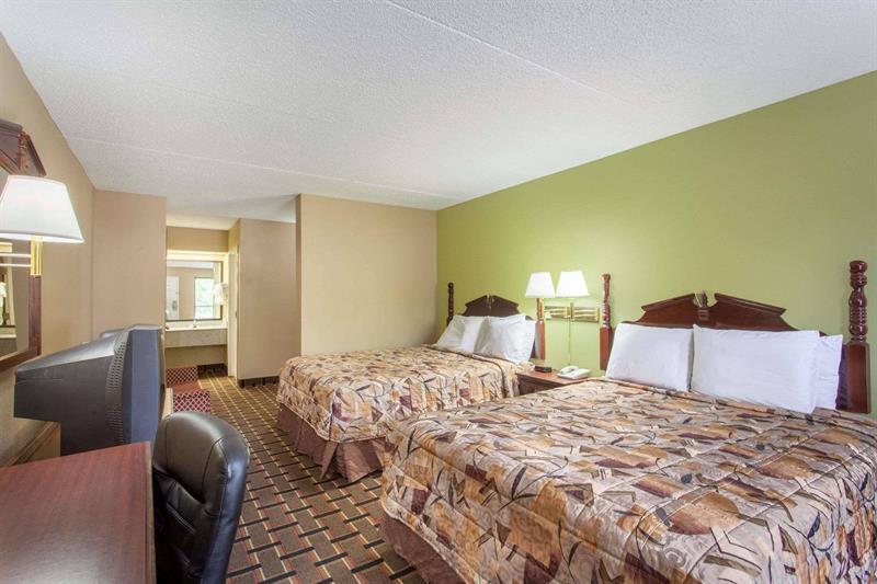 Surestay Hotel By Best Western Lenoir City Esterno foto