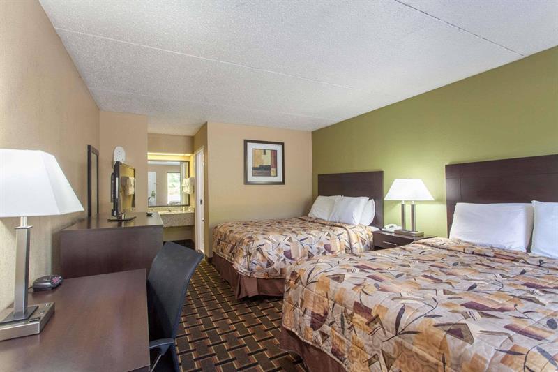 Surestay Hotel By Best Western Lenoir City Esterno foto